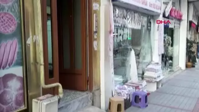 RİZE GENÇ KIZI YUMRUKLAYIP, TEKMELEYEN SALDIRGAN YENİDEN GÖZALTINDA RİZE GENÇ KIZI YUMRUKLAYIP, TEKMELEYEN SALDIRGAN YENİDEN GÖZALTINDA