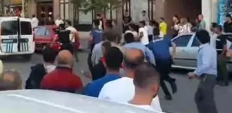 Ömer Faruk Özcan: Tartıştığı genci gözünden yaralayan yabancı uyruklu kişiye linç girişimi Ömer Faruk Özcan: Tartıştığı genci gözünden yaralayan yabancı uyruklu kişiye linç girişimi