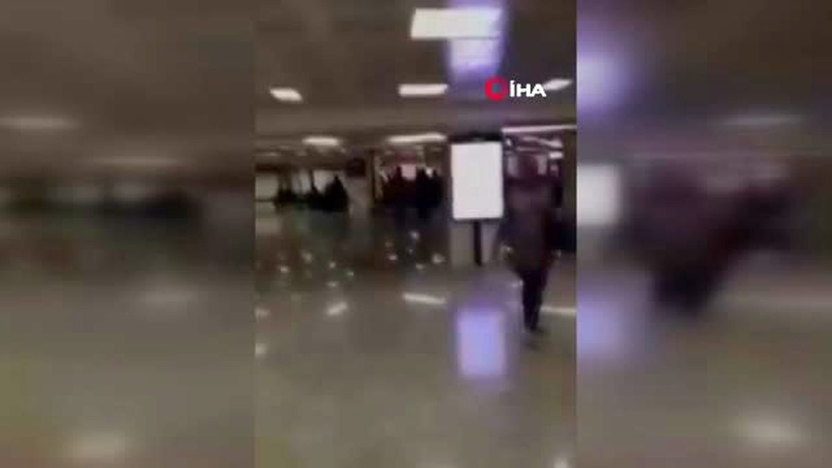Yakıt parasını ödeyemediği için uçamayan pilot, yolculardan para istedi!