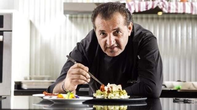 Acun Ilıcalı'dan MasterChef yarışmasıyla ilgili sürpriz video