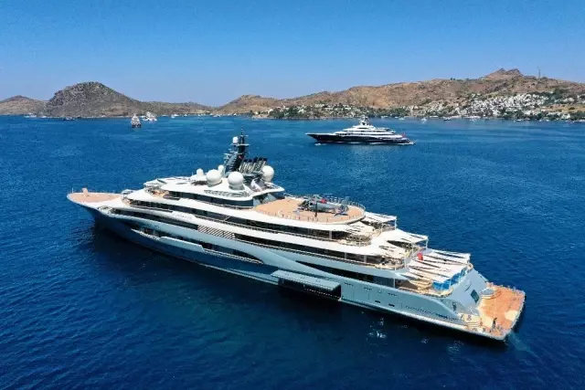 Dünyanın en zengini olan Jeff Bezos'un Bodrum'da yatırım yapacağı iddia edildi Dünyanın en zengini olan Jeff Bezos'un Bodrum'da yatırım yapacağı iddia edildi