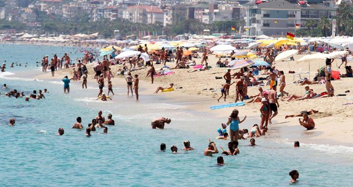 Bakan Albayrak'tan 'Kurban Bayramı tatili uzatılacak mı?' sorusuna yanıt: Olumlu bakmıyorum