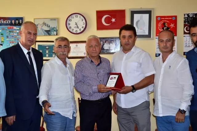 Dr. Fakı ödülü, Dr. Çalışkan'a verildi