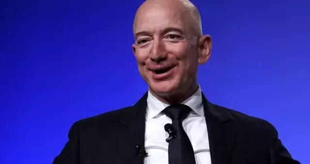 Dünyanın en zengini olan Jeff Bezos'un Bodrum'da yatırım yapacağı iddia edildi Dünyanın en zengini olan Jeff Bezos'un Bodrum'da yatırım yapacağı iddia edildi