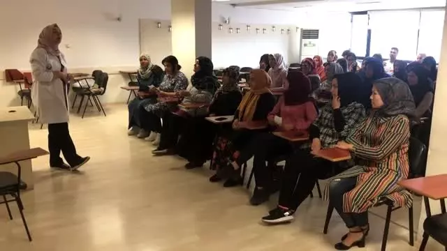 Konya'da 18 ülkeden göçmen meslek öğreniyor Konya'da 18 ülkeden göçmen meslek öğreniyor