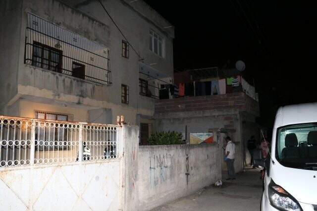 Adana'da eve atılan EYP panik yarattı
