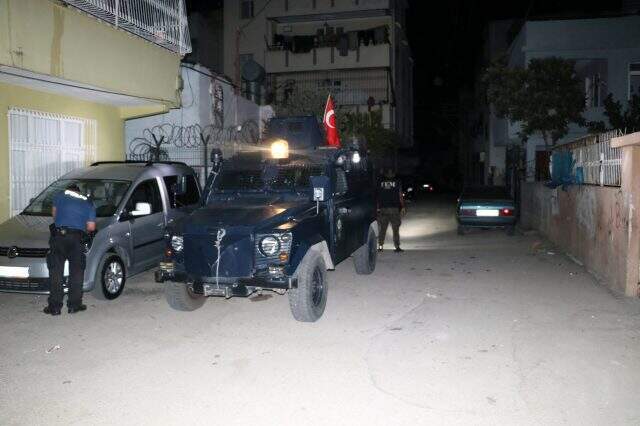 Adana'da eve atılan EYP panik yarattı
