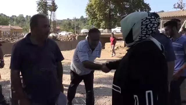 Bakan Selçuk, selden etkilenen KOBİ'lere destek kredisi verileceğini açıkladı - DÜZCE Bakan Selçuk, selden etkilenen KOBİ'lere destek kredisi verileceğini açıkladı - DÜZCE