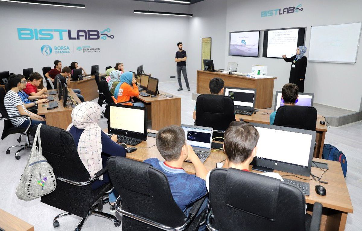 Bilim Merkezinden 'Yeni Ufuklarda Yaşam Arayışı' temalı eğitim