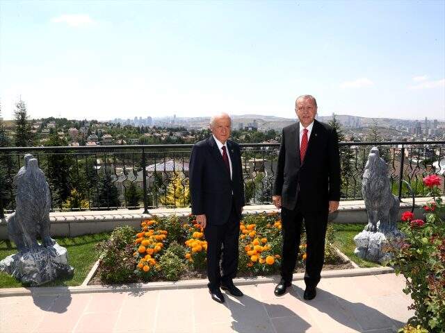 Sürpriz Bahçeli-Erdoğan görüşmesi bitti