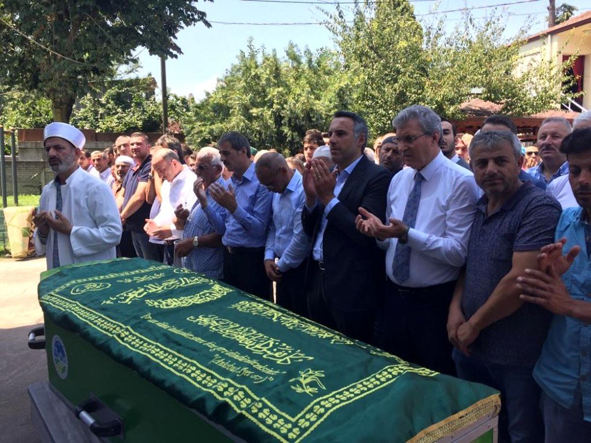 Başkan Alemdar'ın dayısı son yolculuğuna uğurlandı