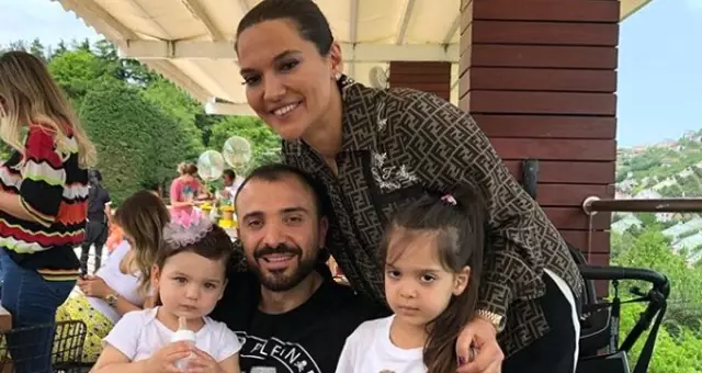 Demet Akalın'dan