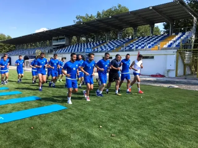 Ergene Velimeşespor'da transfer çalışmaları sürüyor Ergene Velimeşespor'da transfer çalışmaları sürüyor
