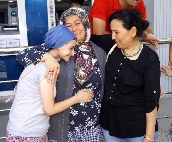 Gırtlağı alınan Dilek Demir için bağış yaptılar