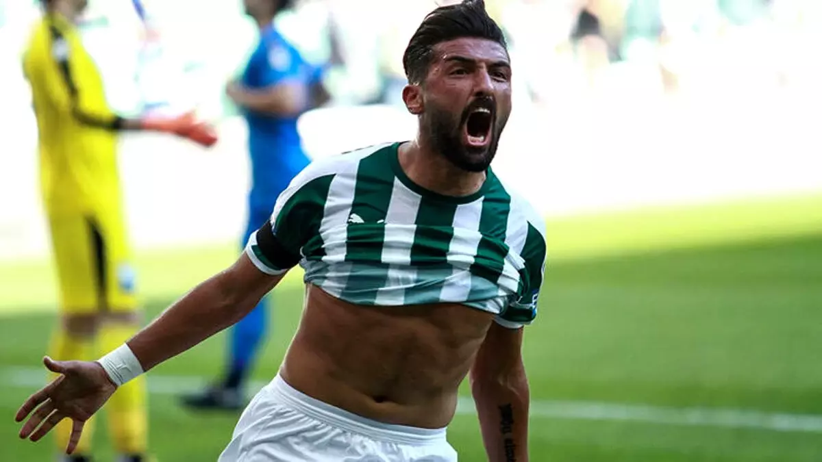 Kolarov olmadı! İşte Fenerbahçe'nin sol bekteki yeni hedefi