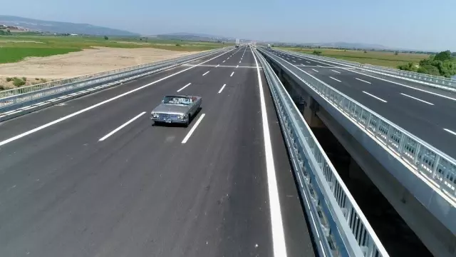 (Özel) Dev projede son 72 saat...Yeni yolu 56 yıllık klasik otosuyla test etti (Özel) Dev projede son 72 saat...Yeni yolu 56 yıllık klasik otosuyla test etti