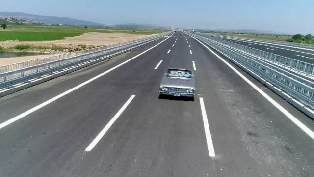 (Özel) Dev projede son 72 saat...Yeni yolu 56 yıllık klasik otosuyla test etti (Özel) Dev projede son 72 saat...Yeni yolu 56 yıllık klasik otosuyla test etti