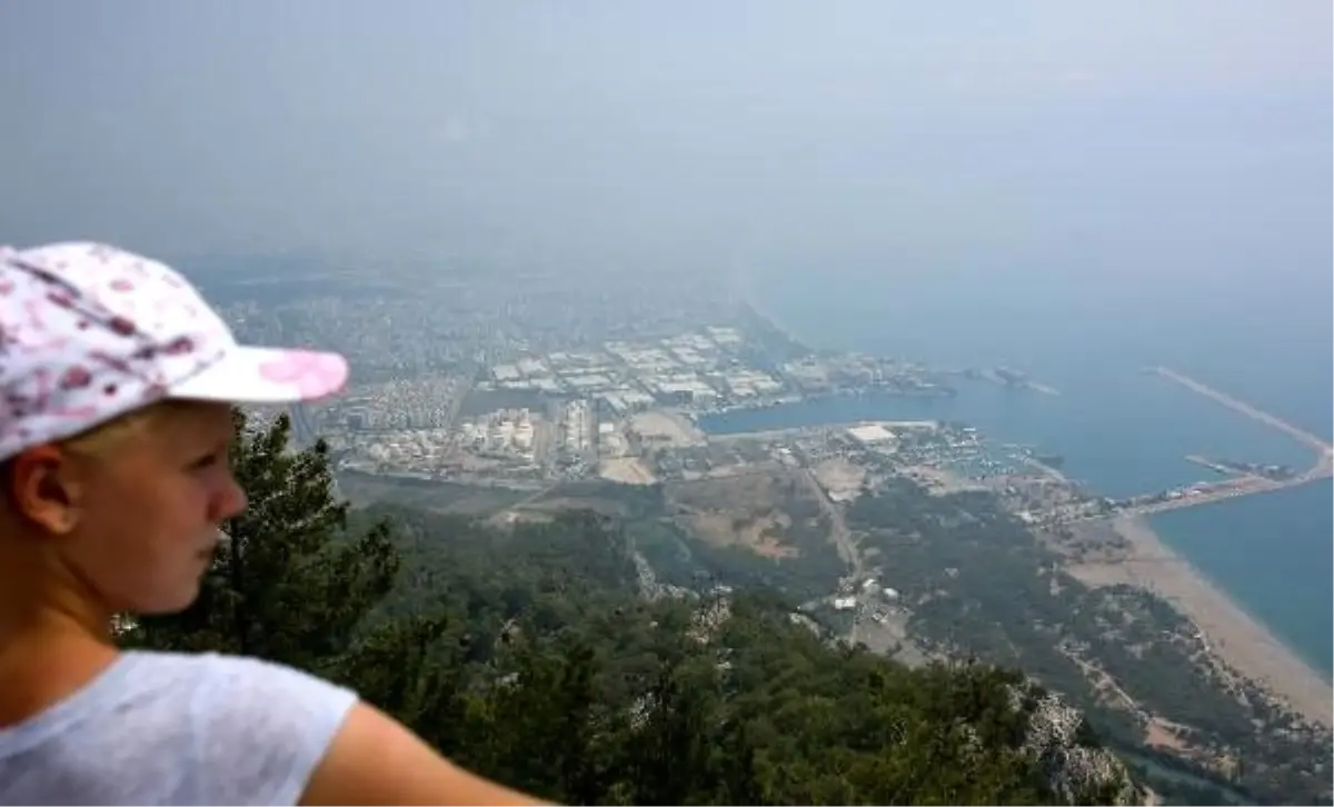 Antalya'yı nem bulutları kapladı