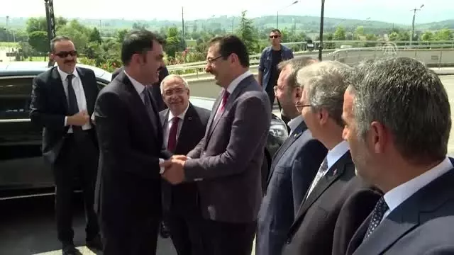 Bakan Kurum'dan Vali Nayir'e ziyaret Bakan Kurum'dan Vali Nayir'e ziyaret