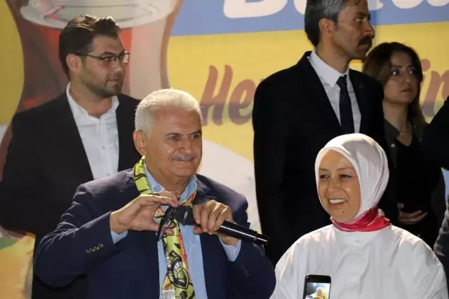 Binali Yıldırım Malatyalı gençlerle buluştu