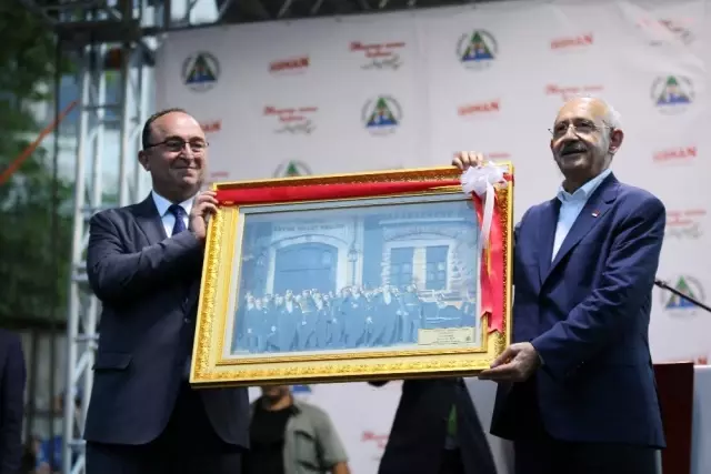CHP Lideri Kılıçdaroğlu: 'Muratlı Sınır Kapısı açılmalı' CHP Lideri Kılıçdaroğlu: 'Muratlı Sınır Kapısı açılmalı'