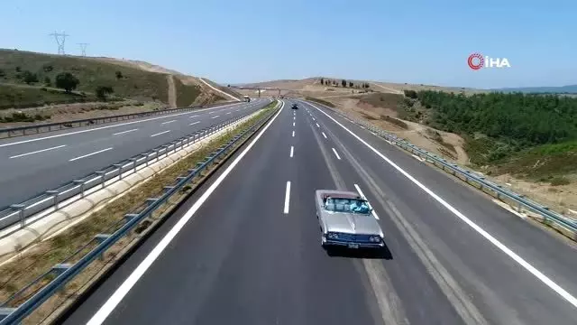 Dev projeyi 56 yıllık klasik otosuyla test etti Dev projeyi 56 yıllık klasik otosuyla test etti