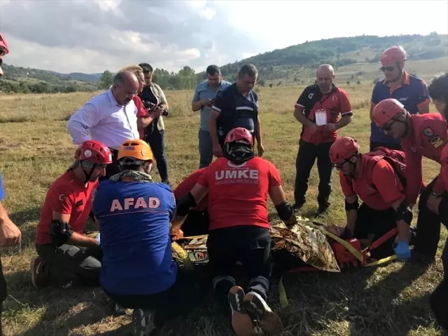 Kanyonda ayağı kırılan kadın için kurtarma çalışması başlatıldı Kanyonda ayağı kırılan kadın için kurtarma çalışması başlatıldı