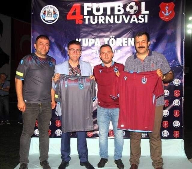 Vakfıkebir'de turnuva heyecanı! Onazi ve Andjusic taraftarlarla buluştu