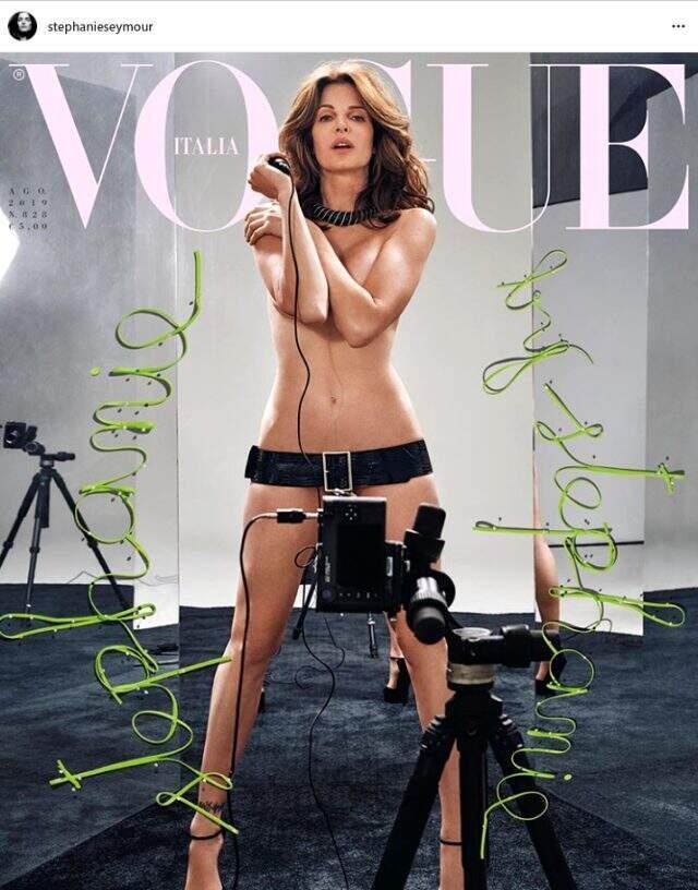 90'lı senelerin süper yeni sezon modelleri Claudia Schiffer ve Stephanie Seymour çıplak poz verdi