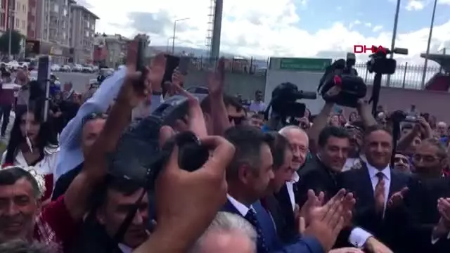 ARDAHAN Kılıçdaroğlu Gerginliklerden, kavgalardan bıktık, usandık artık -AKTUEL ARDAHAN Kılıçdaroğlu Gerginliklerden, kavgalardan bıktık, usandık artık -AKTUEL