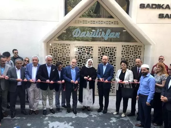Bakan Selçuk Darülaceze sakinleriyle buluştu Bakan Selçuk Darülaceze sakinleriyle buluştu