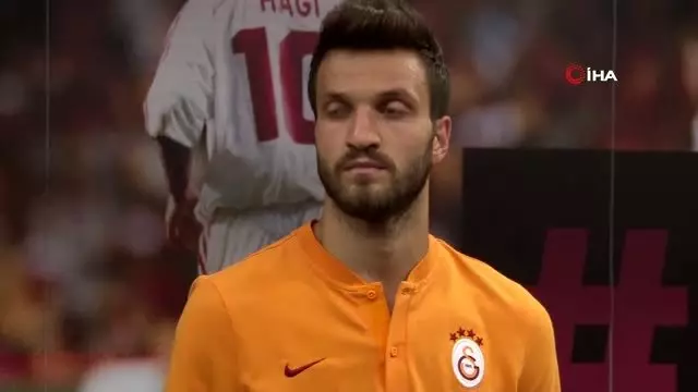 Okan Kocuk: 'İnşallah uzun yıllar bu statta bu taraftarın önünde kaleyi korurum' Okan Kocuk: 'İnşallah uzun yıllar bu statta bu taraftarın önünde kaleyi korurum'
