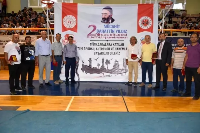 Başkan Çelik şampiyonada genç sporculara seslendi