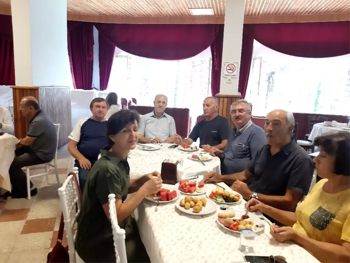 Çocuklar için bir araya geldiler