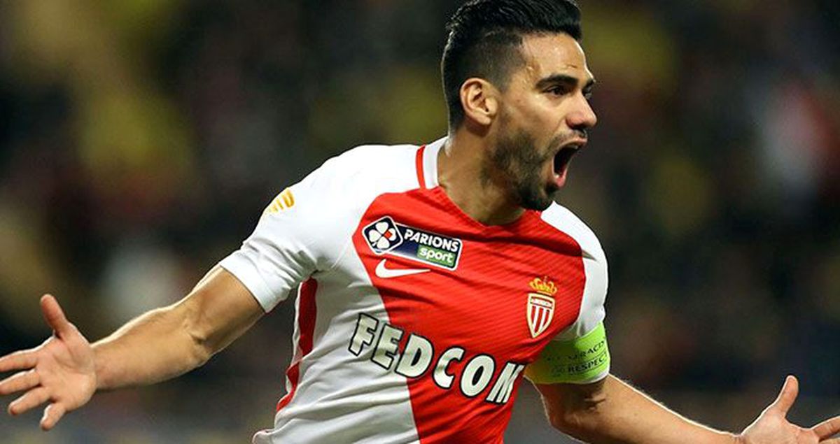 Falcao'dan transfer açıklaması: Teklifleri inceliyorum