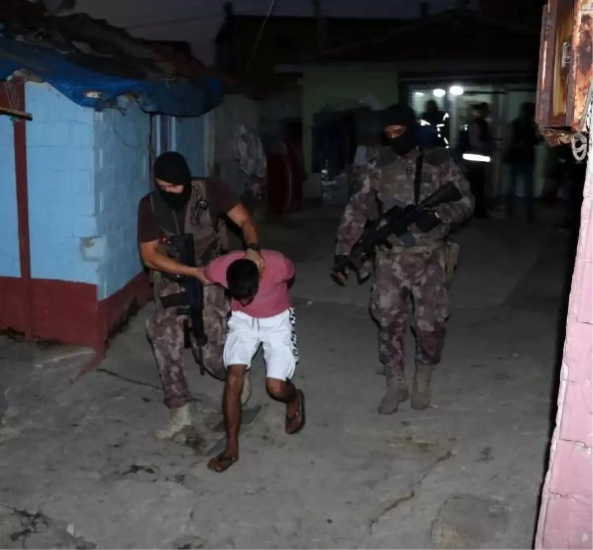 Keşan'daki uyuşturucu operasyonunda 12 tutuklama