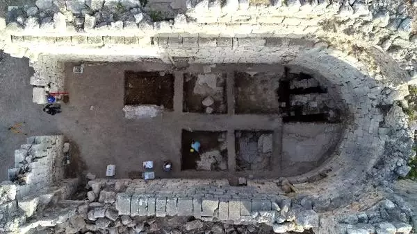 Mısır Kraliçesi II. Arsinoe'nin portresi, 2 bin 300 yıllık yüzük mühürde