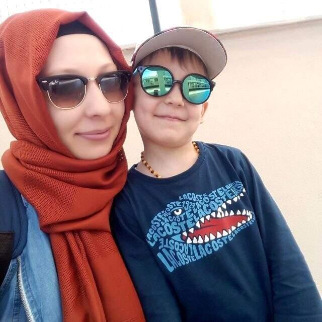 Otobüs faciasında, alevlerin ortasında var olan 5 yaşında olan bebek teyzesine sarılarak can vermiş