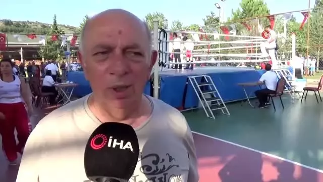 Simav'da Zafer Kupası Kick Boks Şampiyonası heyecanı Simav'da Zafer Kupası Kick Boks Şampiyonası heyecanı