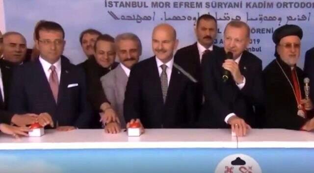 Temel atma töreninden bir ilginç görüntü daha! Ekrem İmamoğlu, o anları böyle izlemiş