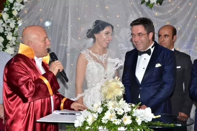 Yücelik ailesinin mutlu günü Yücelik ailesinin mutlu günü
