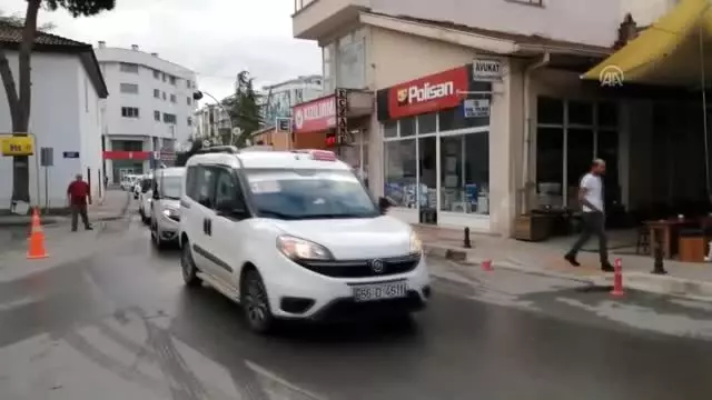 Bafra'da dolmuşçuların hat tepkisi Bafra'da dolmuşçuların hat tepkisi