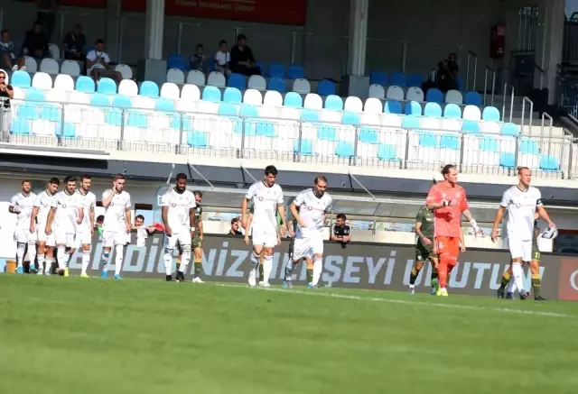 Beşiktaş'ta sakatlıklar can sıktı! Beşiktaş'ta sakatlıklar can sıktı!