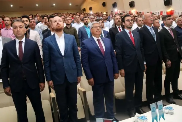 Bitlis'te 'Prof. Dr. Fuat Sezgin' paneli Bitlis'te 'Prof. Dr. Fuat Sezgin' paneli