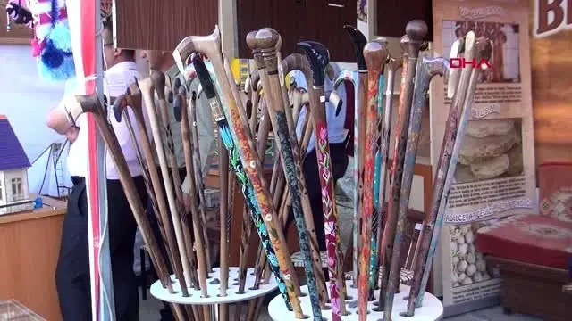 'Büyük Bitlis Buluşması'nda, 'İller Tanıtım Sergisi' açıldı 'Büyük Bitlis Buluşması'nda, 'İller Tanıtım Sergisi' açıldı