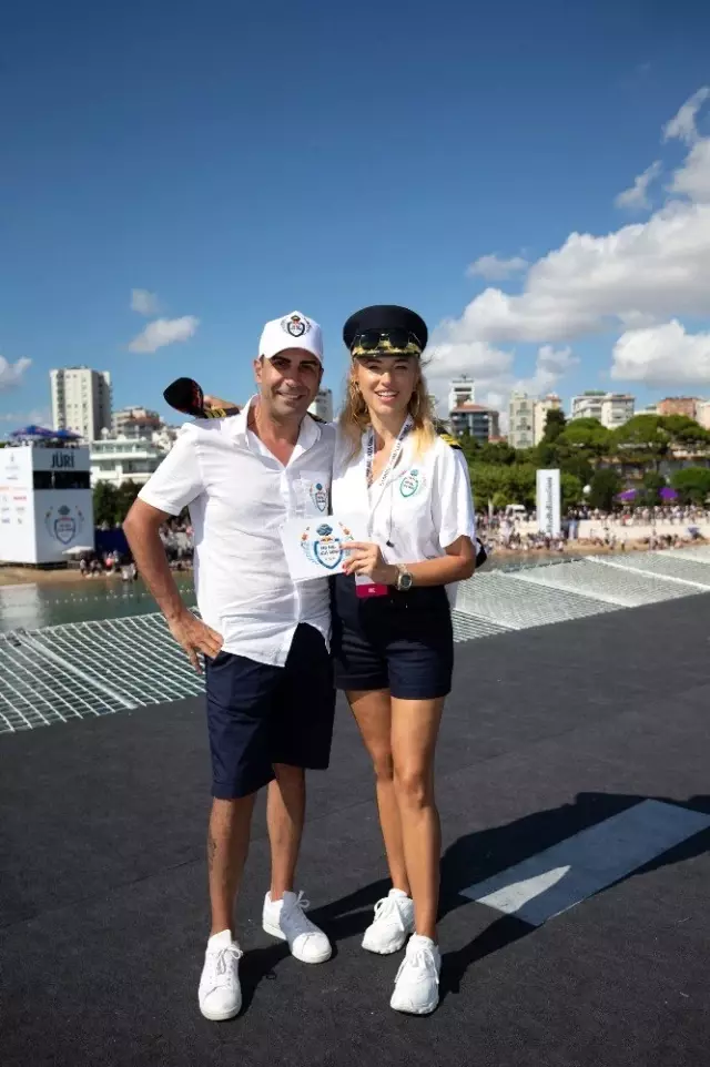 Red Bull Uçuş Günü'ne ünlü akını Red Bull Uçuş Günü'ne ünlü akını