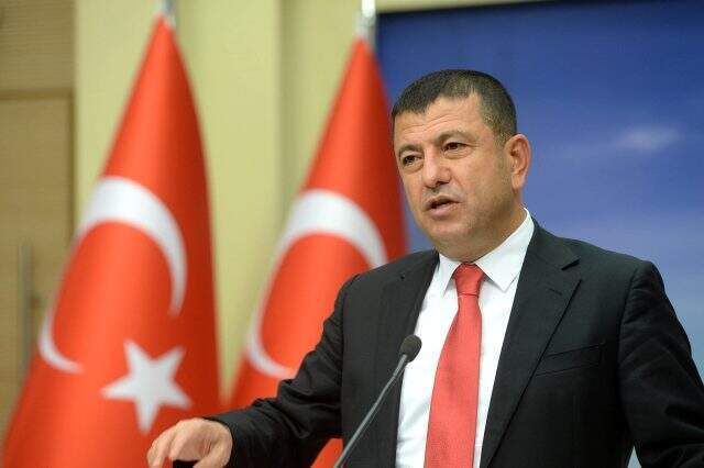 Türkiye'de 1 milyon Suriyeli kayıt dışı çalıştırılıyor