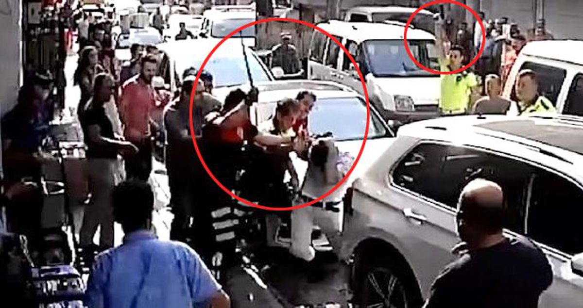 Adana'da bir grup esnaf, ceza yazmak isteyen memurun üzerine yürüdü