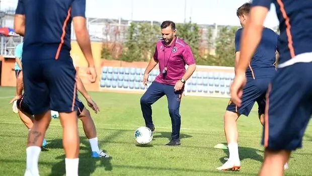 Başakşehir'in Avrupa'daki 19. sınavı! Okan Buruk'la ilk kez...