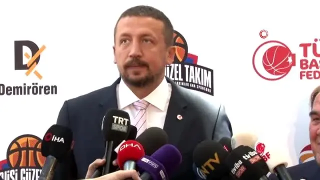 Hidayet Türkoğlu: 'Umarım güzel bir 3 yıl geçiririz' Hidayet Türkoğlu: 'Umarım güzel bir 3 yıl geçiririz'
